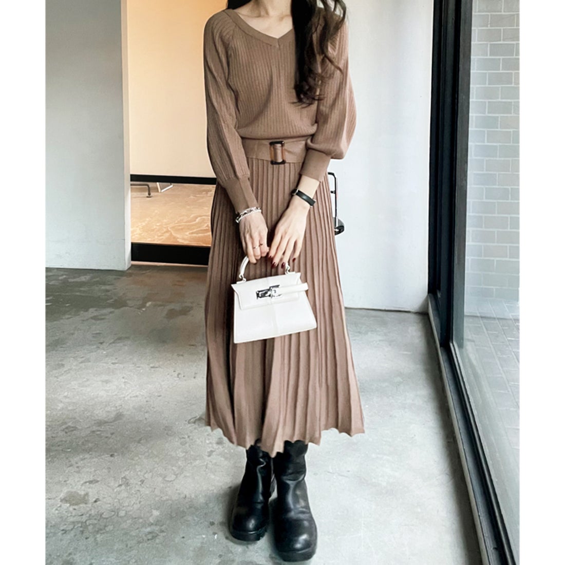 ジーラ GeeRA 前後2WAYプリーツニットワンピース （ブラウン