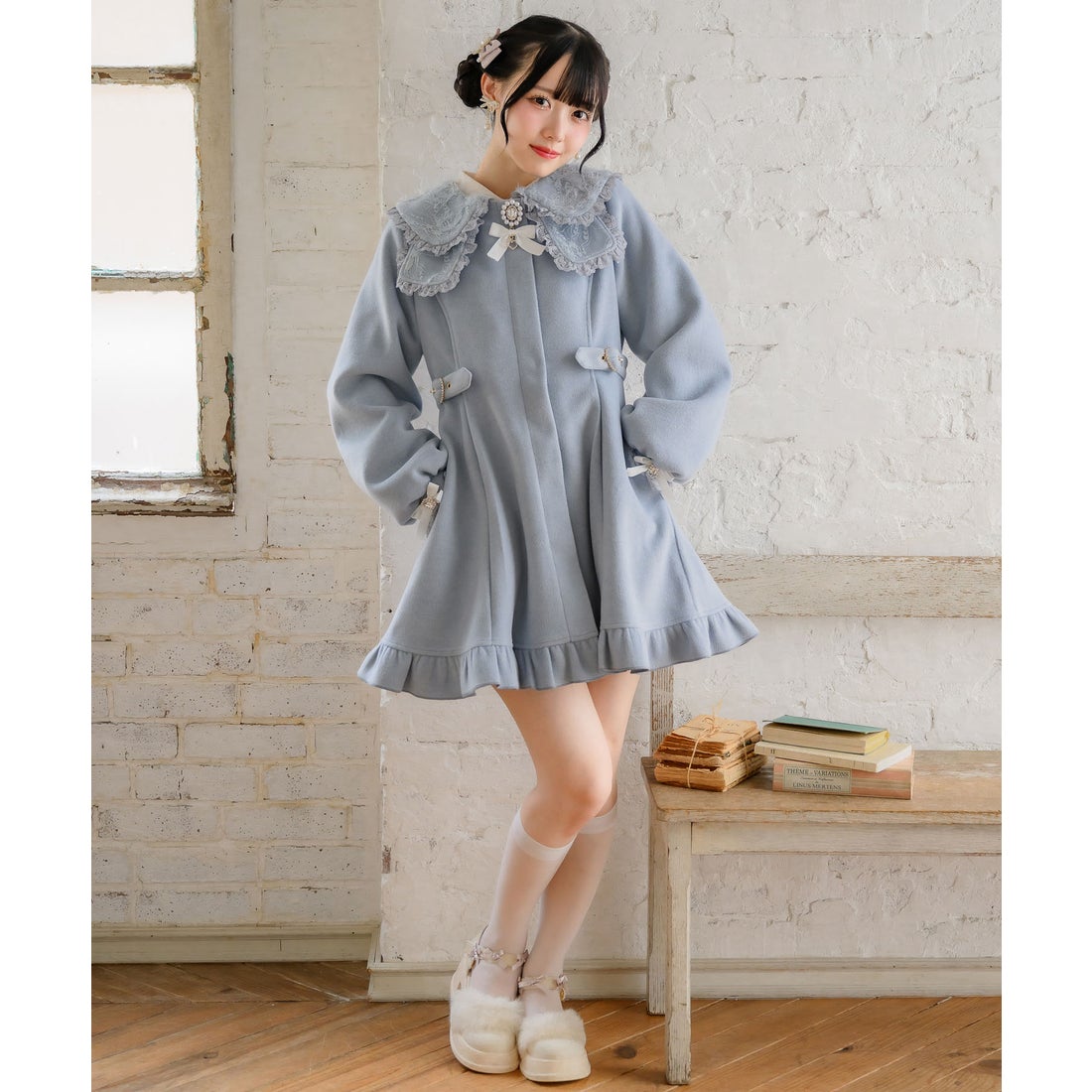 ロジータ ROJITA フェザーレースリボン衿コート （ブルー