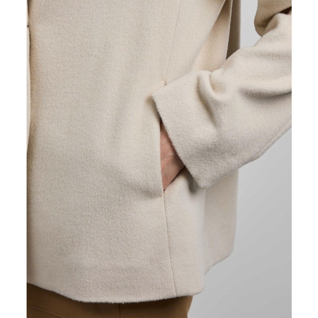 ロペ ROPE' プレミアムカシミヤ ショートコート（メリノウールブレンド