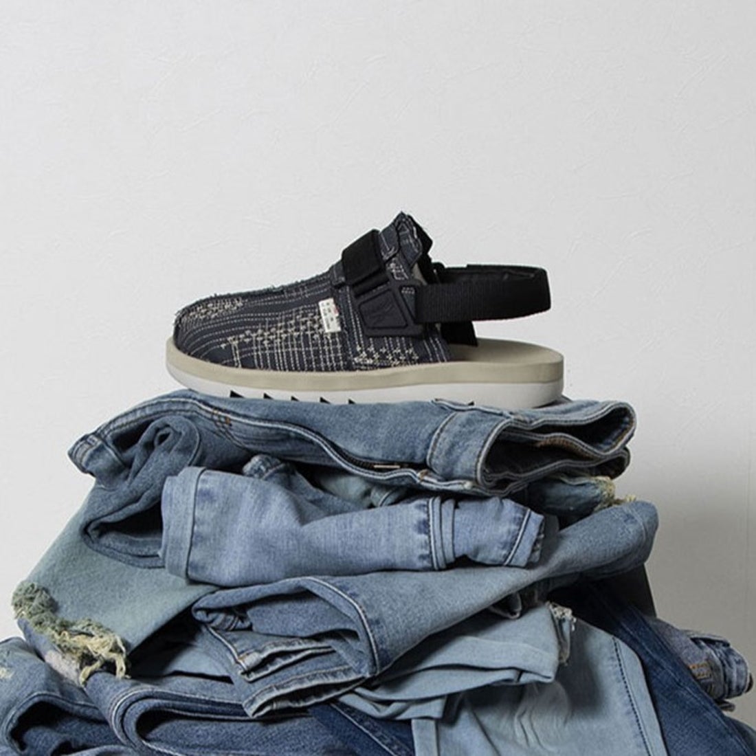 ビートニック / BEATNIK （ネイビー/ブラック） -Reebok 公式