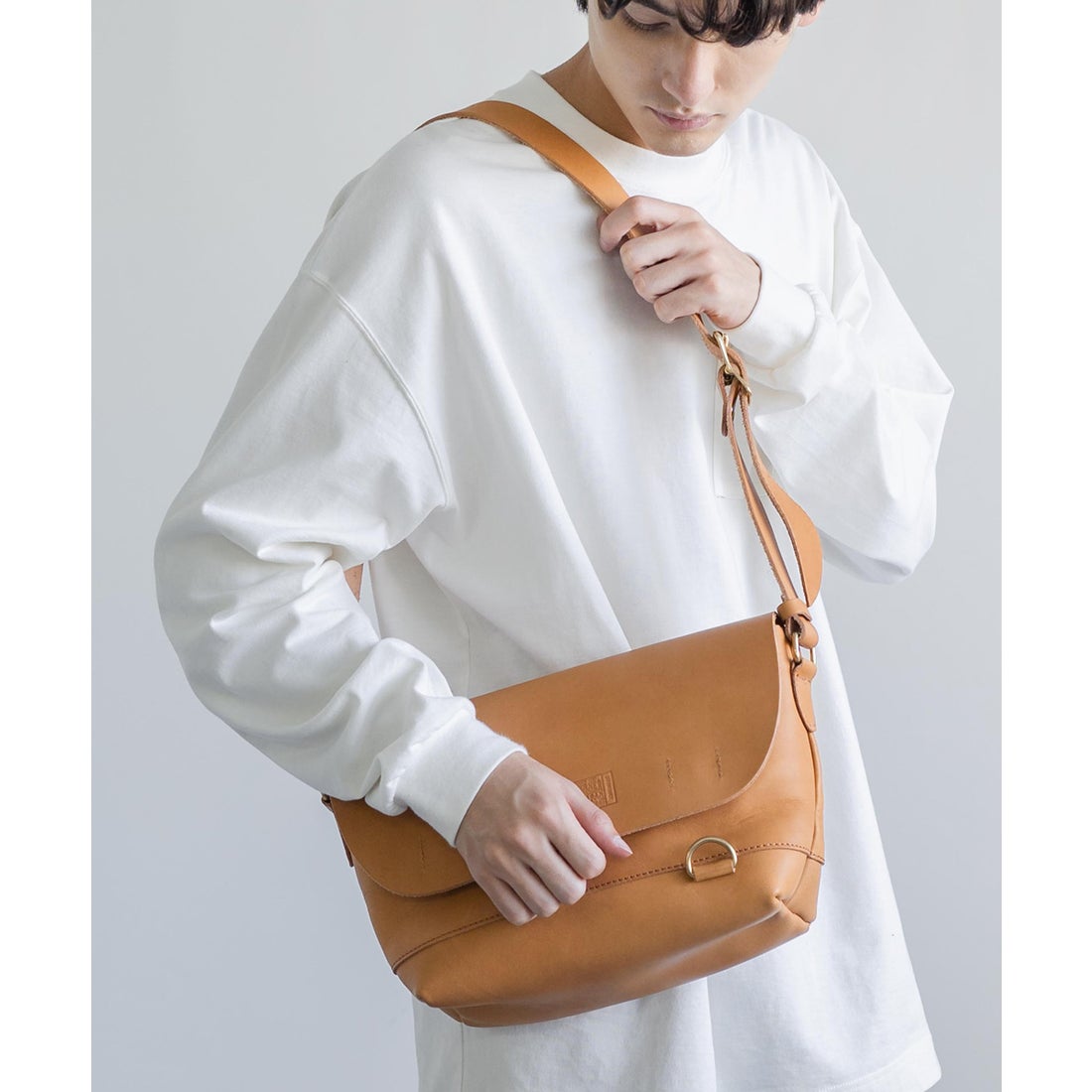 ロッキーモンロー Rocky Monroe ショルダーバッグ メッセンジャー 本革