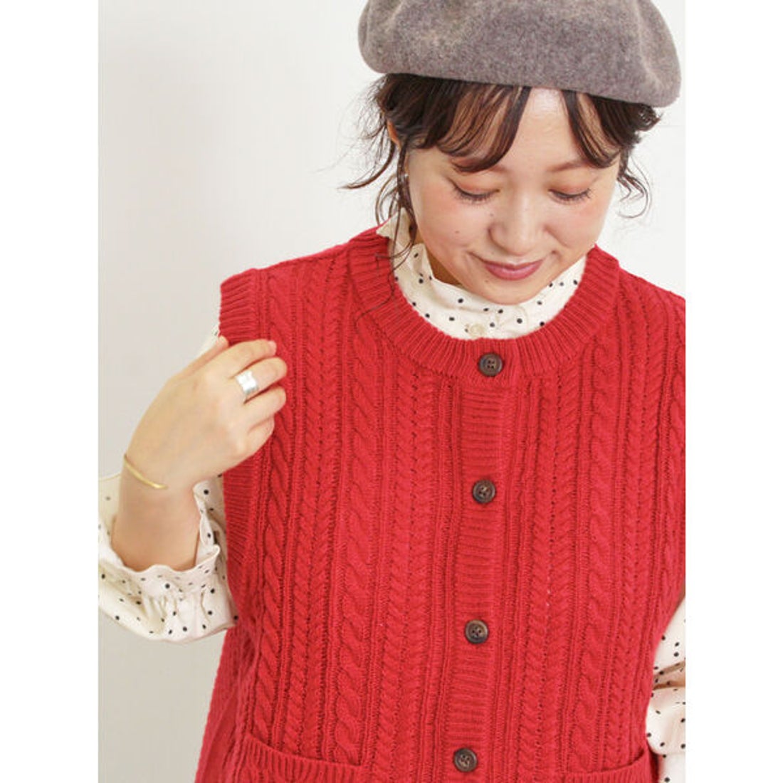 サマンサ モスモス Samansa Mos2 ケーブル編みニットベスト （レッド
