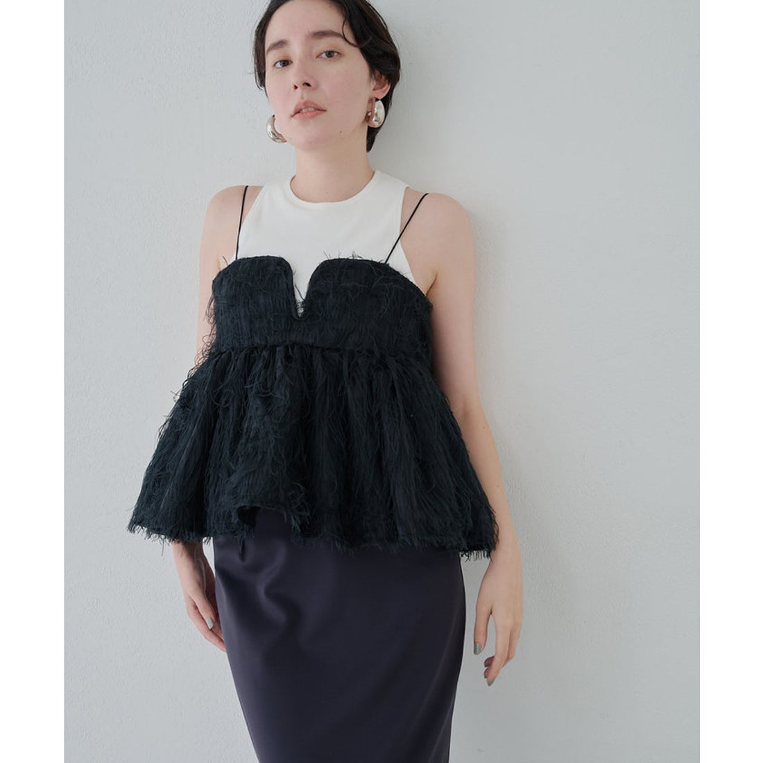ウィムガゼット Whim Gazette フェザーキャミブラウス （black