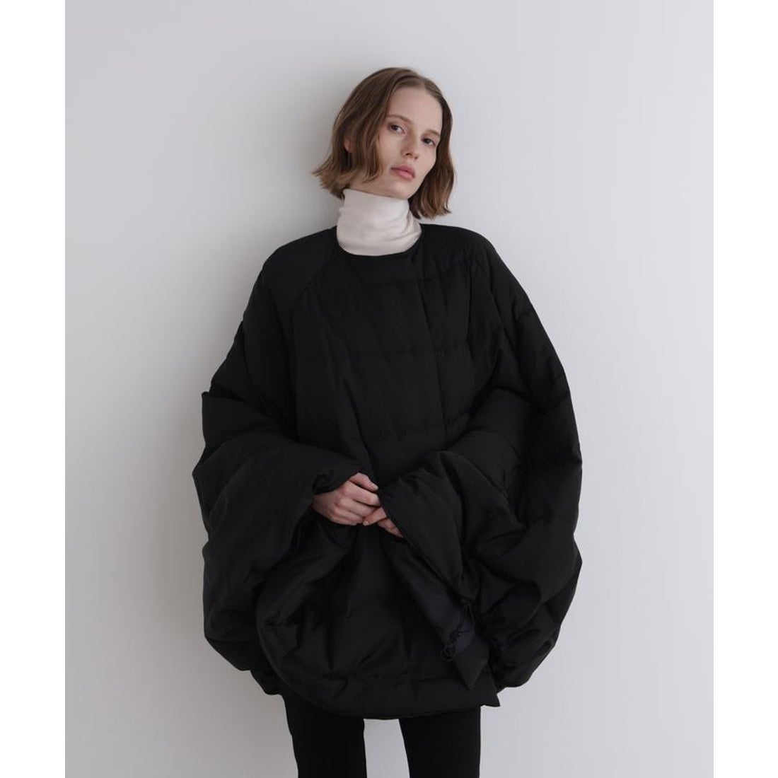 ル フィル LE PHIL パッフィーダウンケープ （ブラック