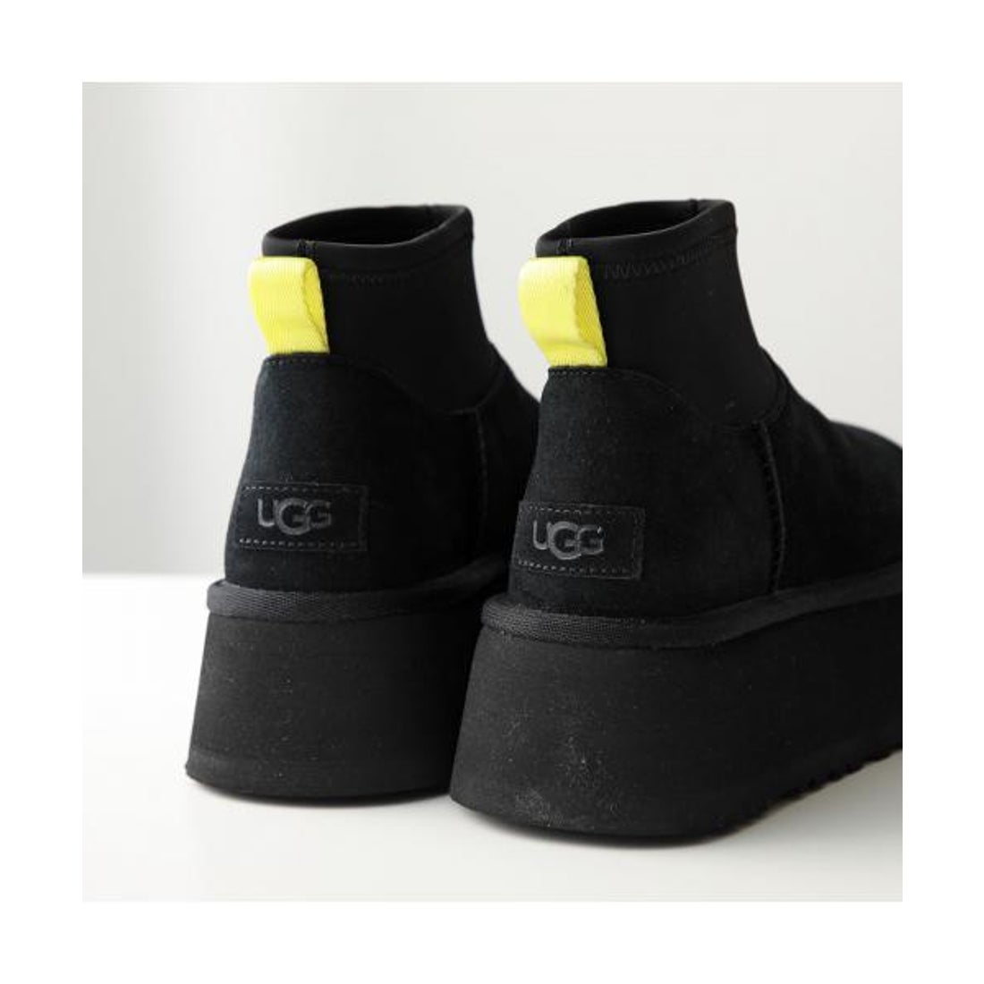 アグ UGG UGG ムートンブーツ CLASSIC MINI DIPPER 1168170 （BLK