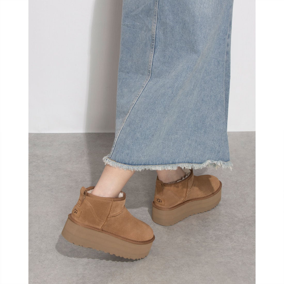 アグ UGG W CLASSIC ULTRA MINI PLATFORM クラシック ウルトラミニ