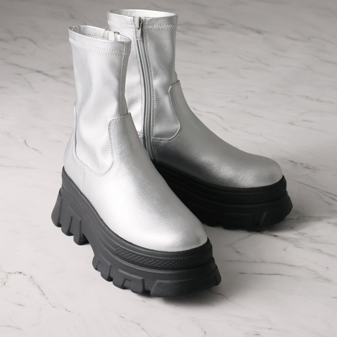 ヴィヴィアン VIVIAN 厚底トラックソールストレッチショートブーツ