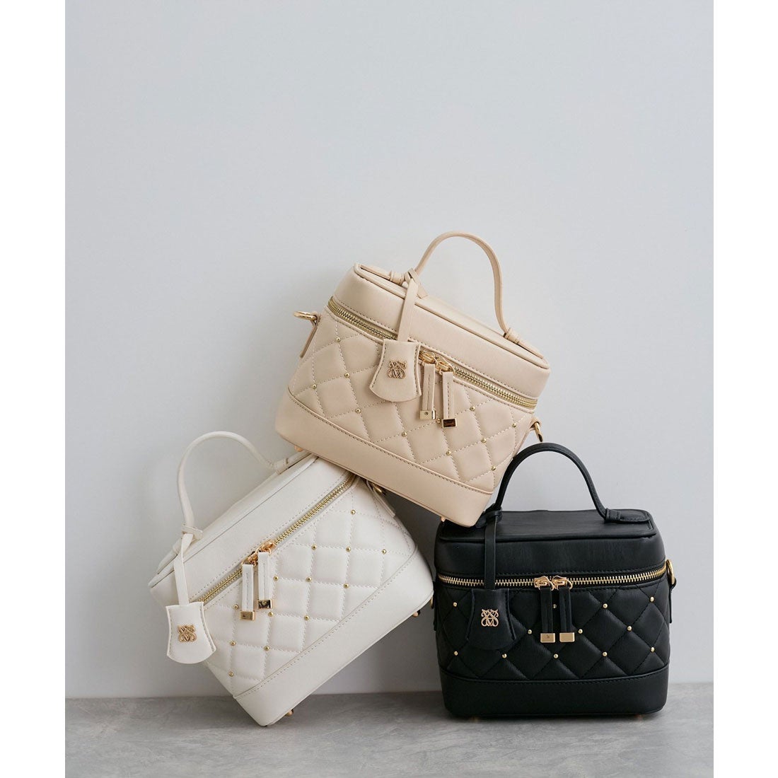 ビス VIS キルティングバニティバッグ （ベージュ（27