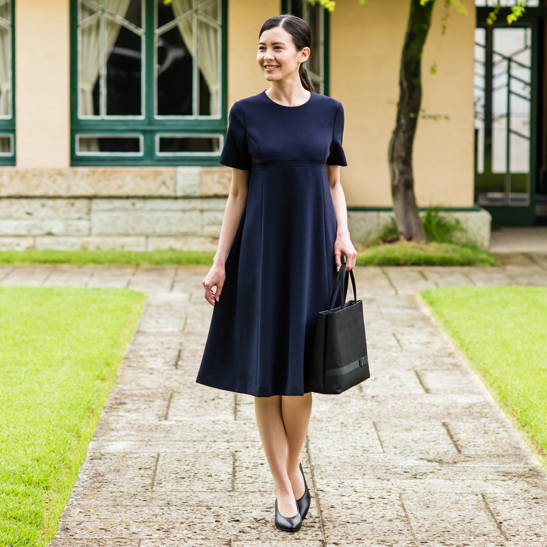 ヴィリーナ VIRINA 【TBSドラマ 「フェイクマミー」着用】フォーマル