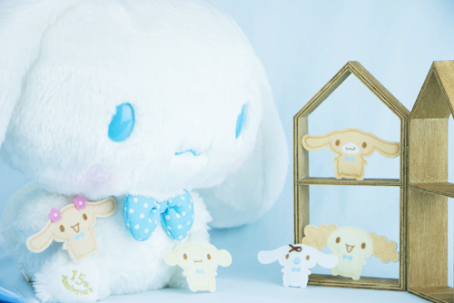 10体限定！誕生15周年記念もちもち＆ふわふわな『シナモロール