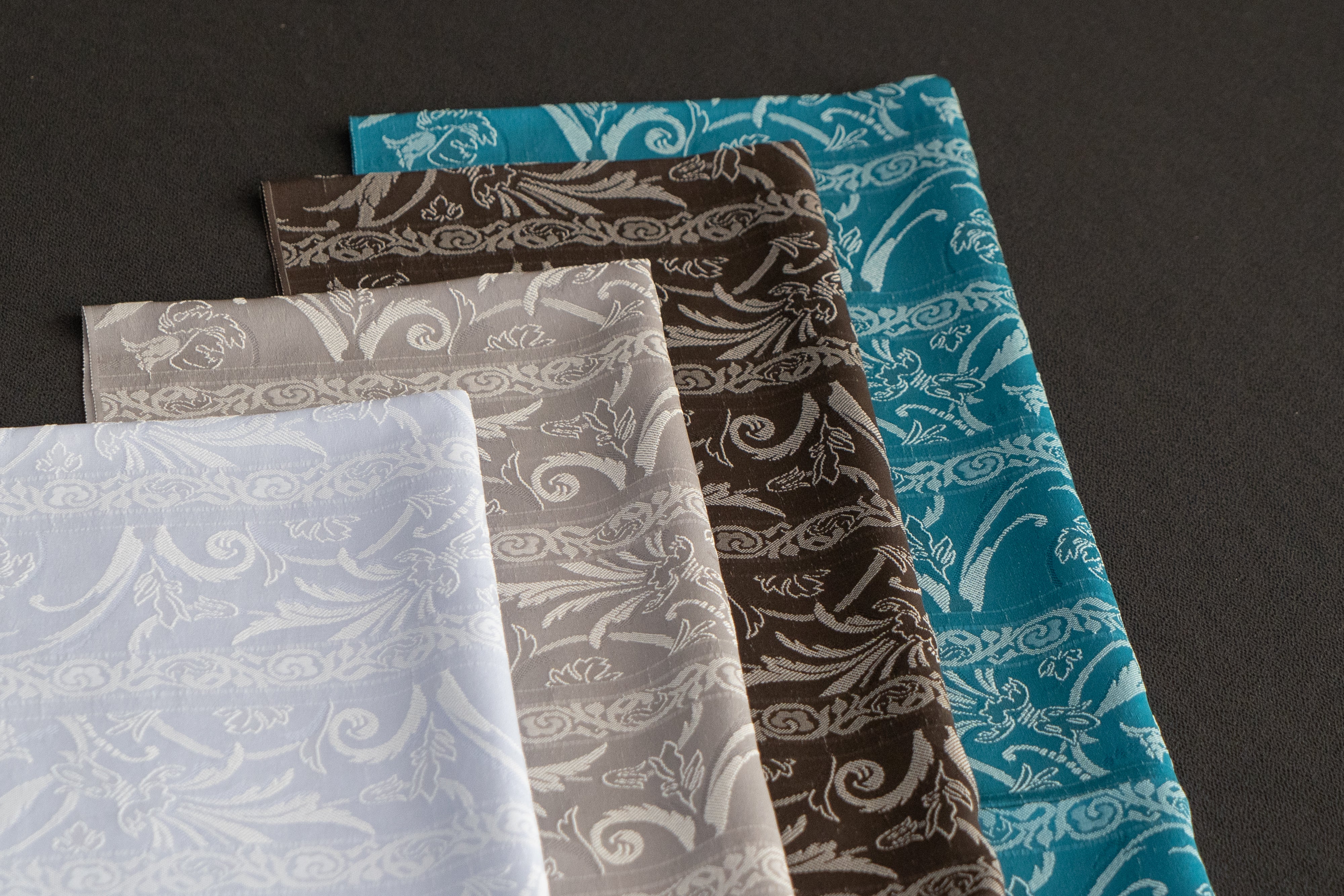 仙福屋の織り帯揚げ】 防染糸をつかって染め上げたアラベスク文様の