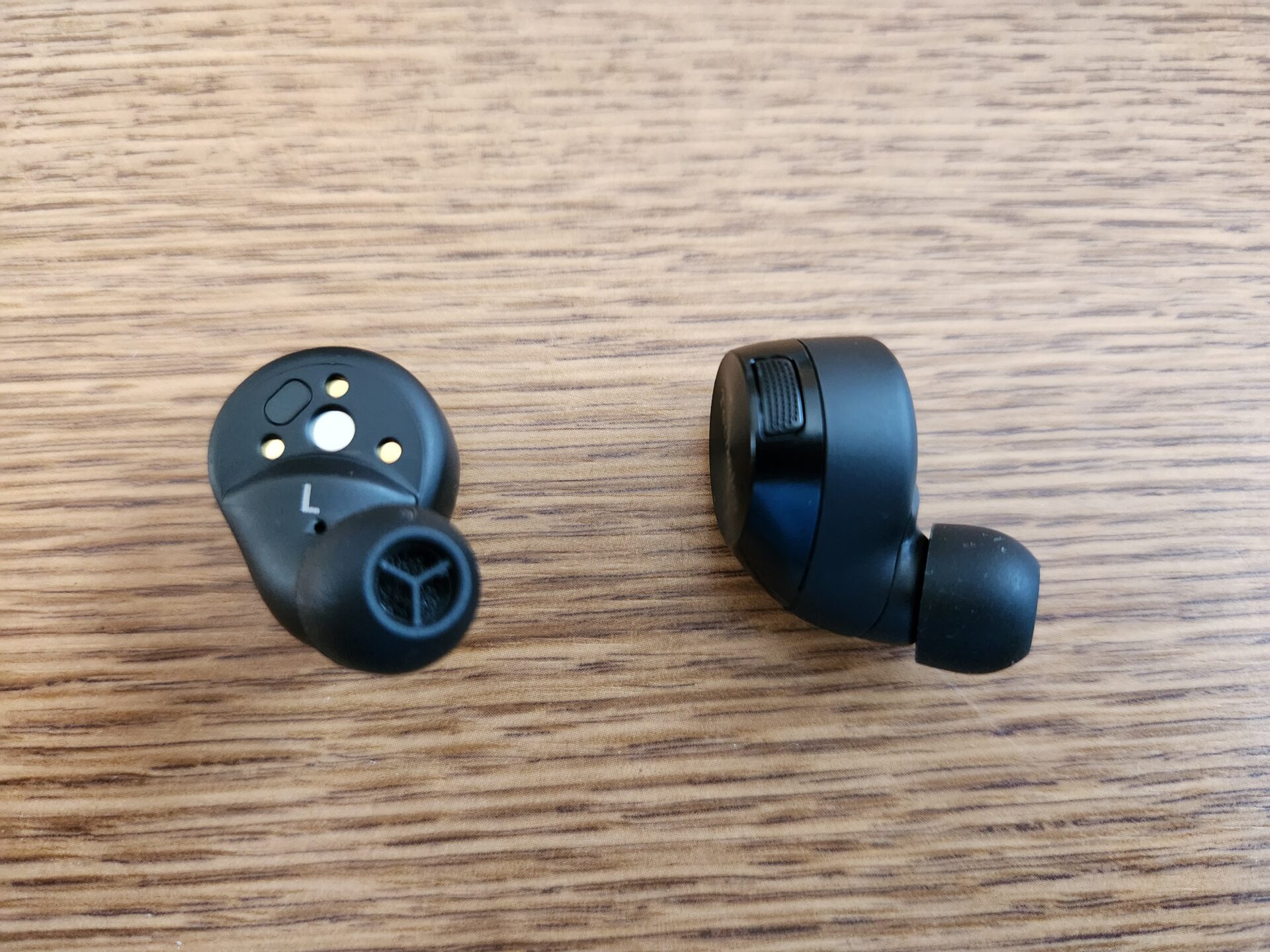 死角なしの高性能完全ワイヤレスイヤホン テクニクス EAH-AZ60M2