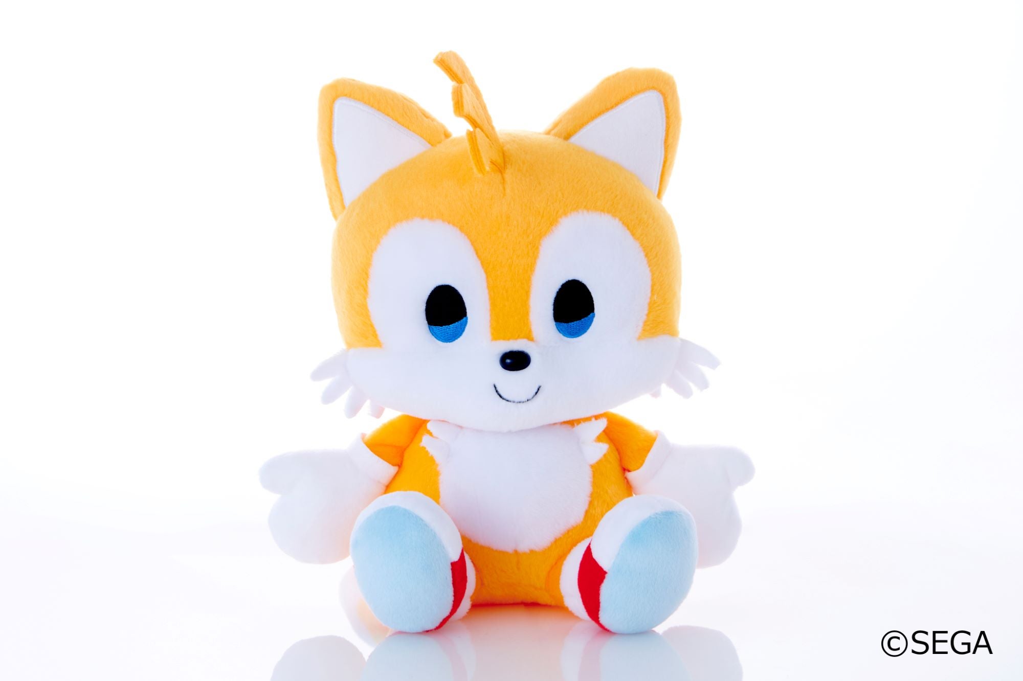 SONIC & FRIENDS ぬいぐるみM テイルス｜セガ フェイブ トイ製品情報公式