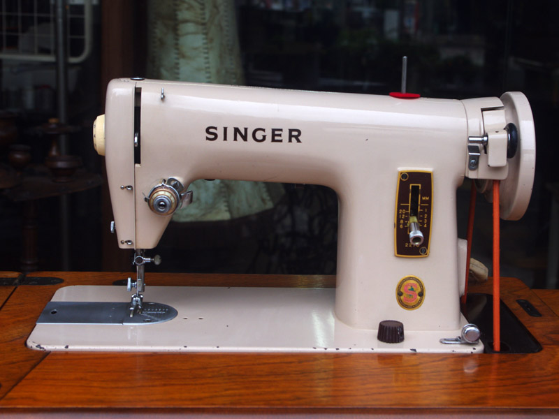 No.730 SINGER 227U シンガー製 家庭用足踏みミシン：アンティーク