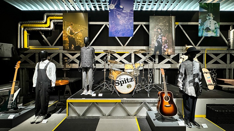 スピッツ初の大規模展覧会が六本木で開催中！【東京シティビュー