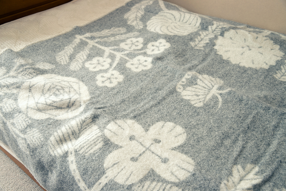 ラプアンカンクリ ウールブランケット VILLIKUKKA (ヴィリクッカ