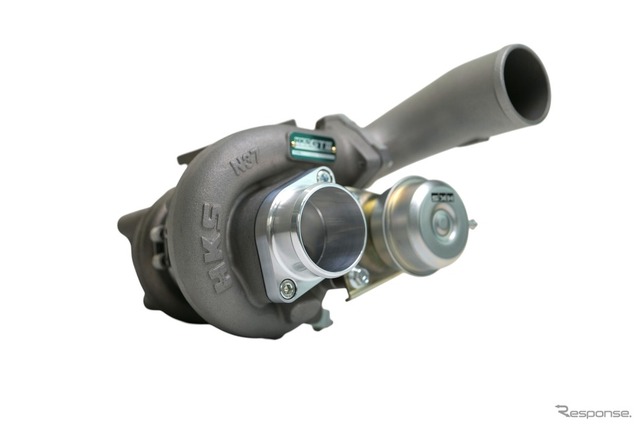 純正形状で330ps～450psを実現！ HKSからER34『スカイライン』用