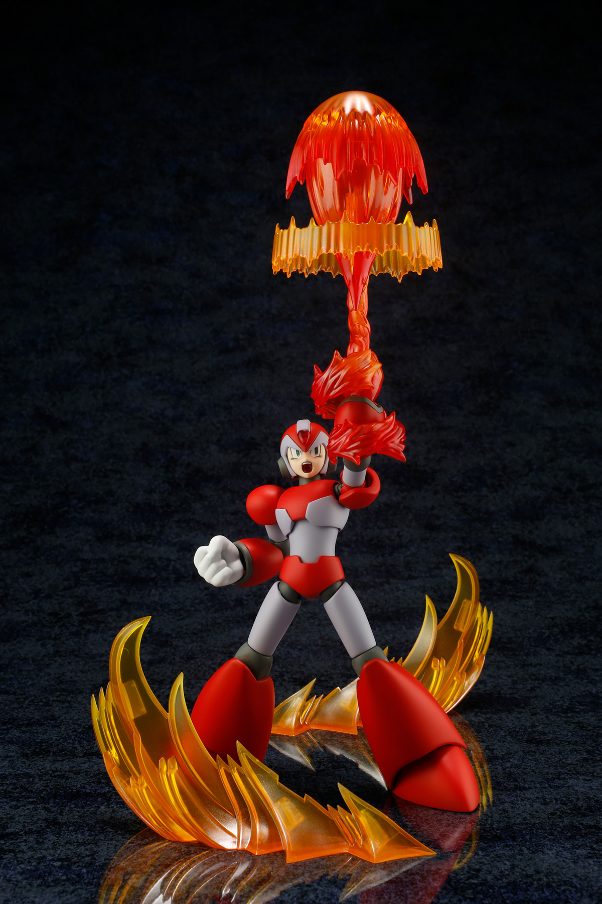 ロックマンX4」エックス ライジングファイアVer.がコトブキヤで