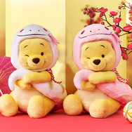 ディズニー」プーさんがヘビのしっぽをギュっ♪ ミッキーやドナルド