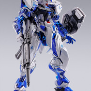 これが“最新”の「METAL BUILD ガンダムアストレイブルーフレーム