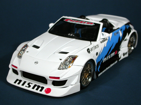 2004 Nissan 350Z Convertible Turbo diecast model car 1:18 scale