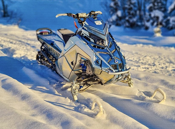 Custom 2022 Polaris RMK Khaos Matryx Slash Snowmobile - Motorcycle