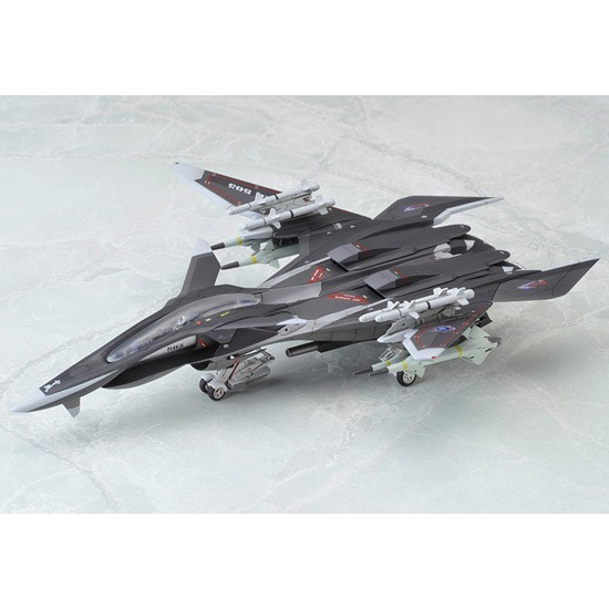 アルター アルメカ 戦闘妖精雪風 1/100 FFR-41MR メイヴ 雪風｜ホビー