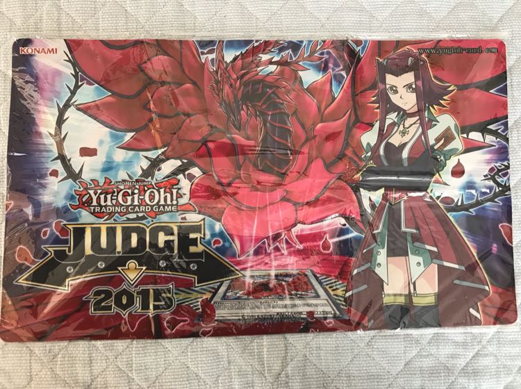 ブラックローズドラゴン カスタムプレイマット 遊戯王 1枚の通販 ぽん