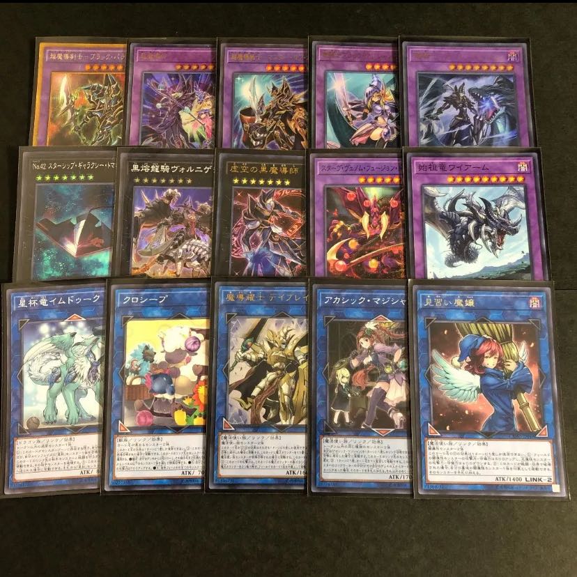 EXデッキ完備！ブラックマジシャンデッキ 1枚の通販 梱包に定評の