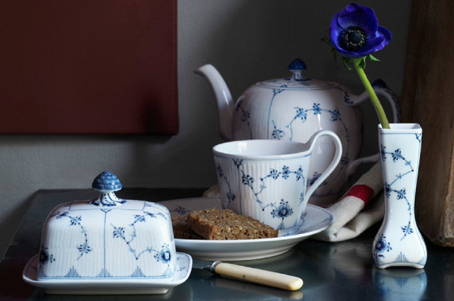 白磁×ブルーの気品＜ロイヤル コペンハーゲン＞ブルーフルーテッド