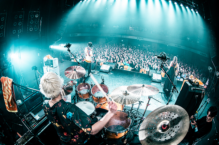 Laughing Hick | Skream! ライヴ・レポート 邦楽ロック・洋楽ロック