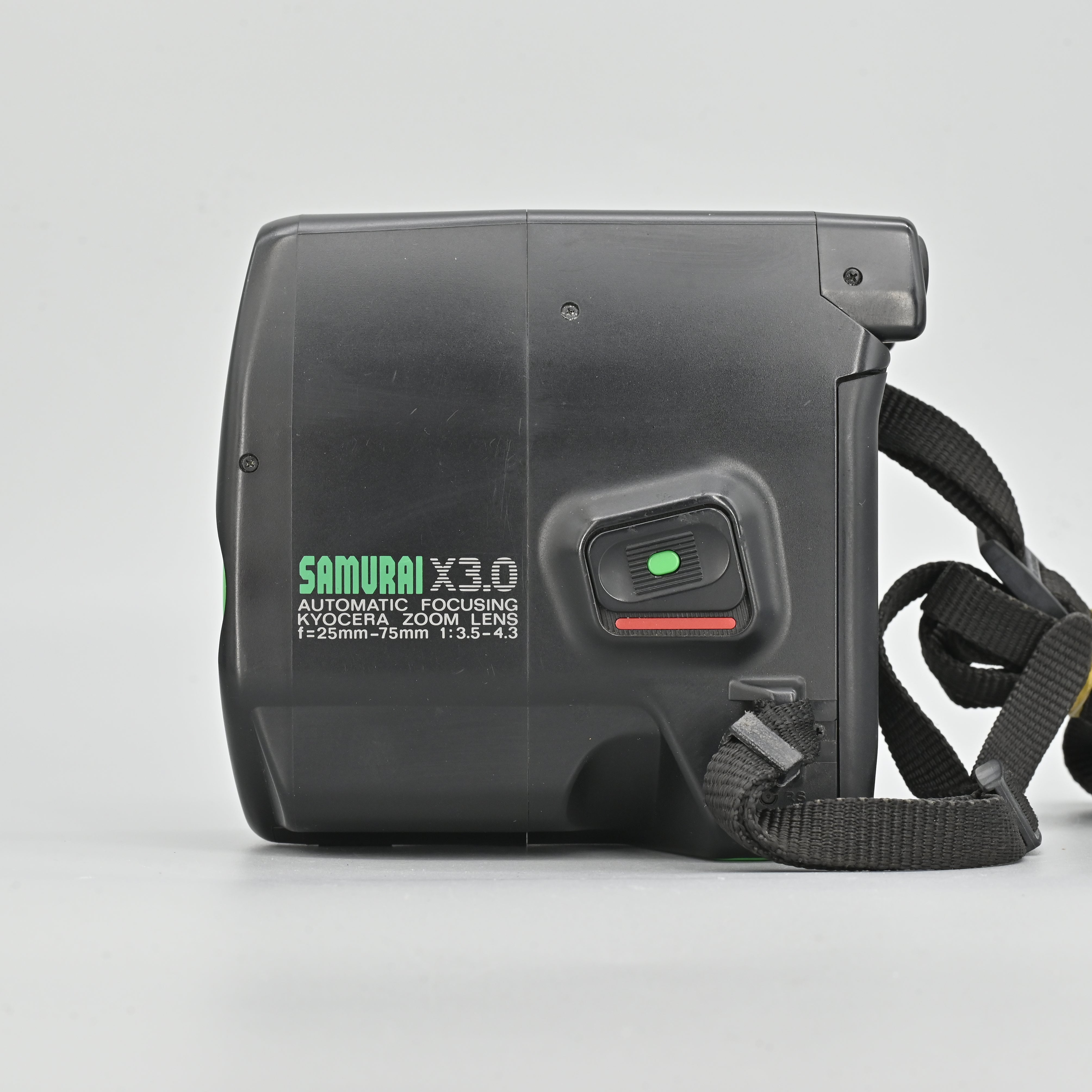 Kyocera Samurai X3.0 – SHOWA