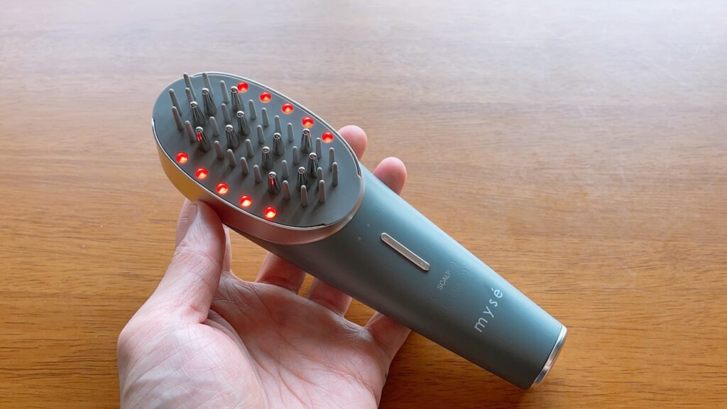 スカルプリフトアクティブレビュー】EMSの刺激が桁違い？！男性も使い