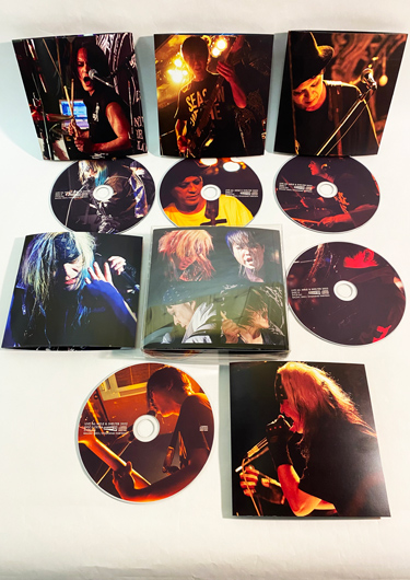 昨年の夏のワンマン『DIRTY BLACK SUMMER』と年末ワンマン『ONE NIGHT