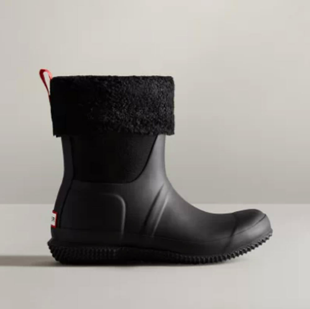 The Roll Top Sherpa Boot by Hunter in Black – Shoes 'N' More