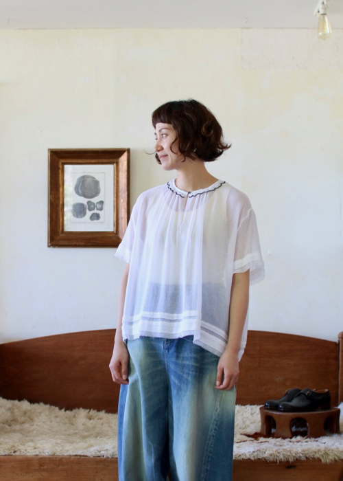 ミナ ペルホネンfog net ハーフスリーブブラウス – white – | Shoka: