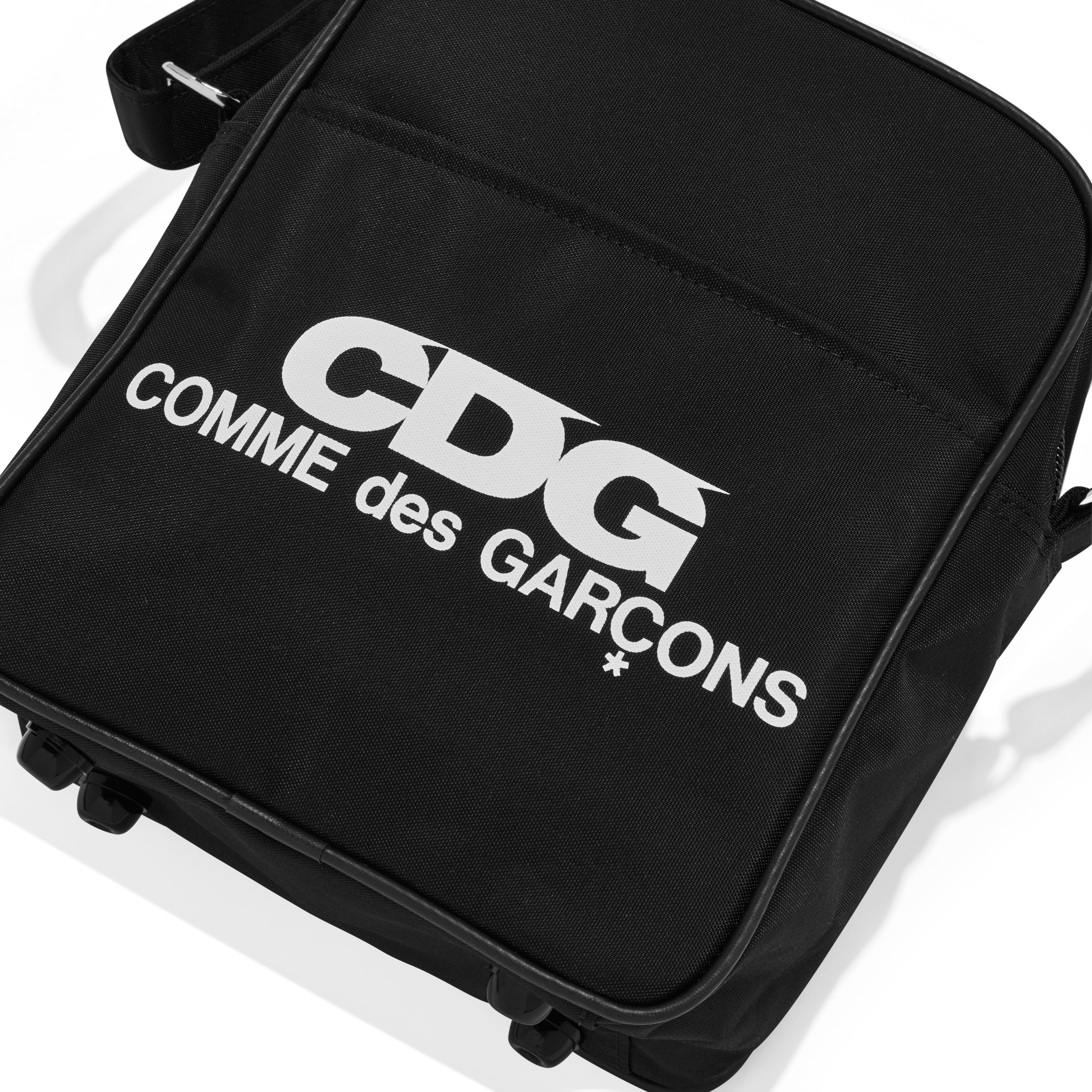 CDG: Large Shoulder Bag (Black) | DSMNY E-SHOP