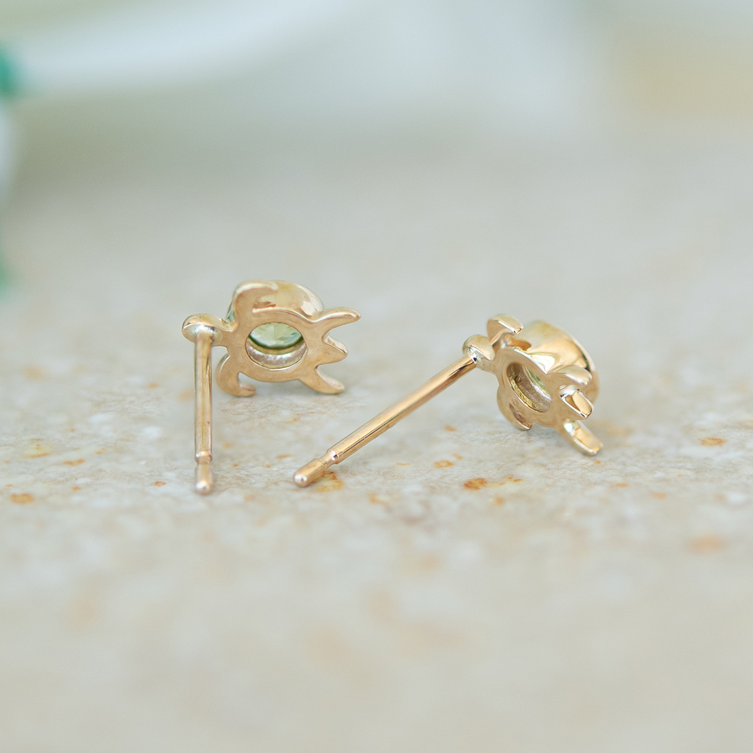 ピアス K10イエローゴールド ペリドット アクセサリーPePe オンライン