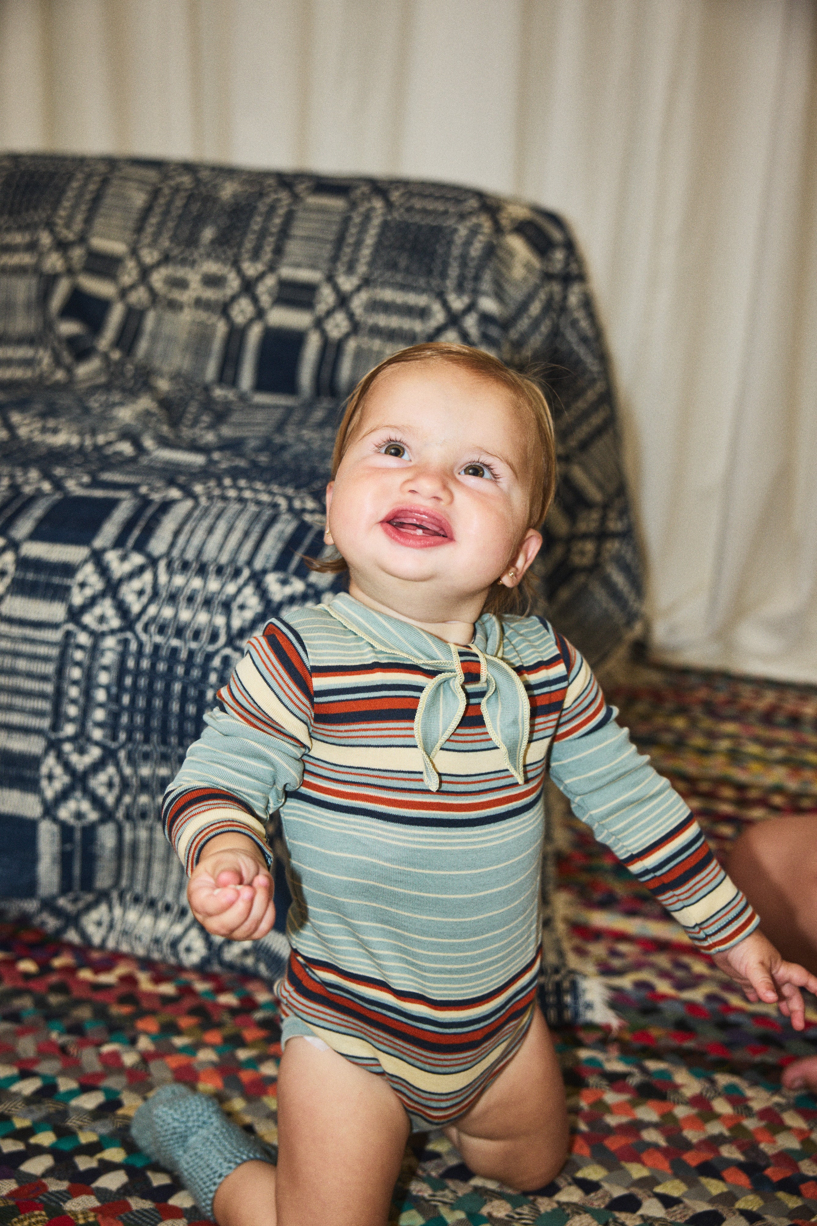 Baby Long Sleeve Scout Onesie – Misha & Puff