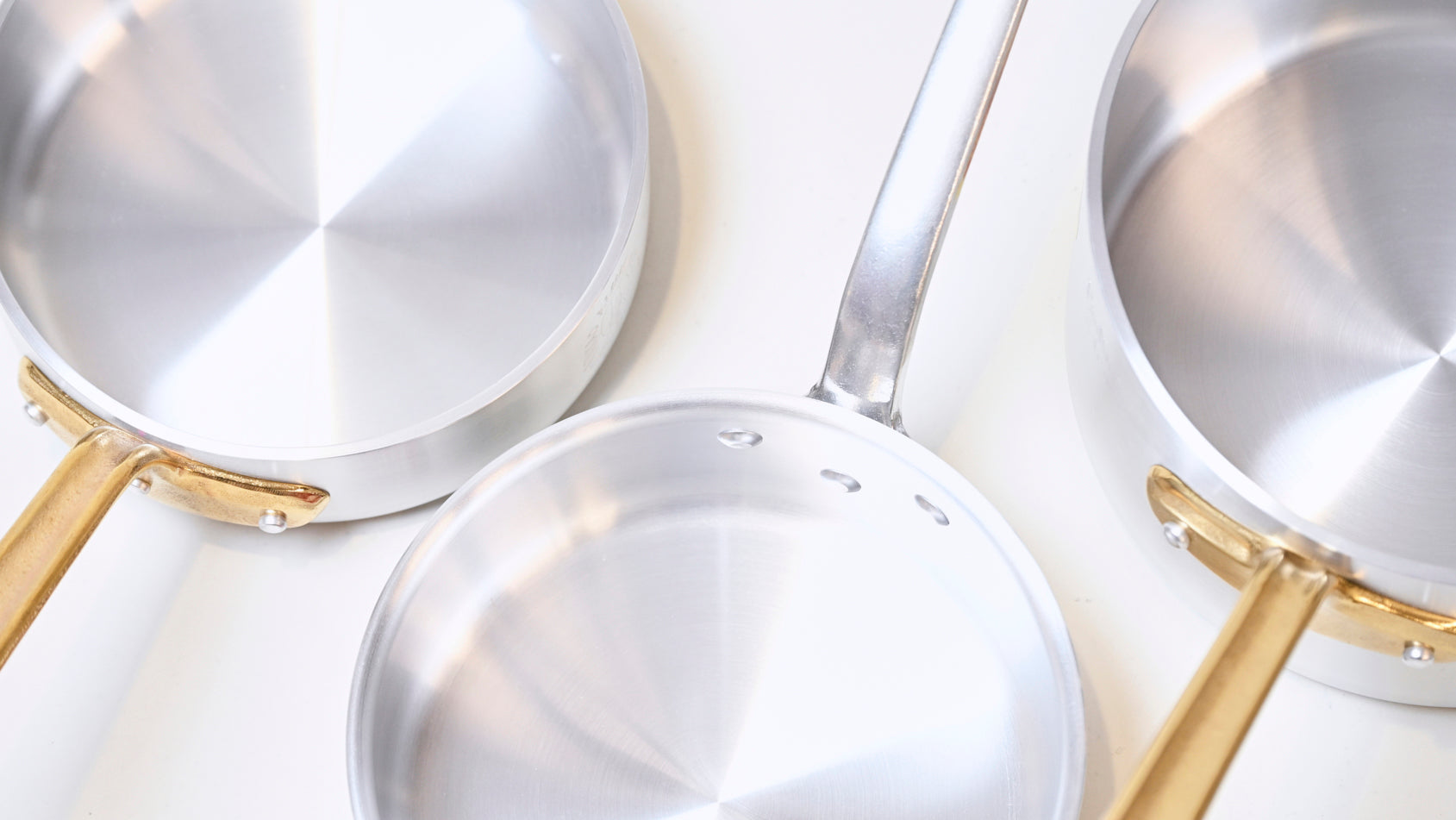 アルミ製ピザ皿(研磨仕上) 28～44cm 全4サイズ / N-162 – 【公式】中尾