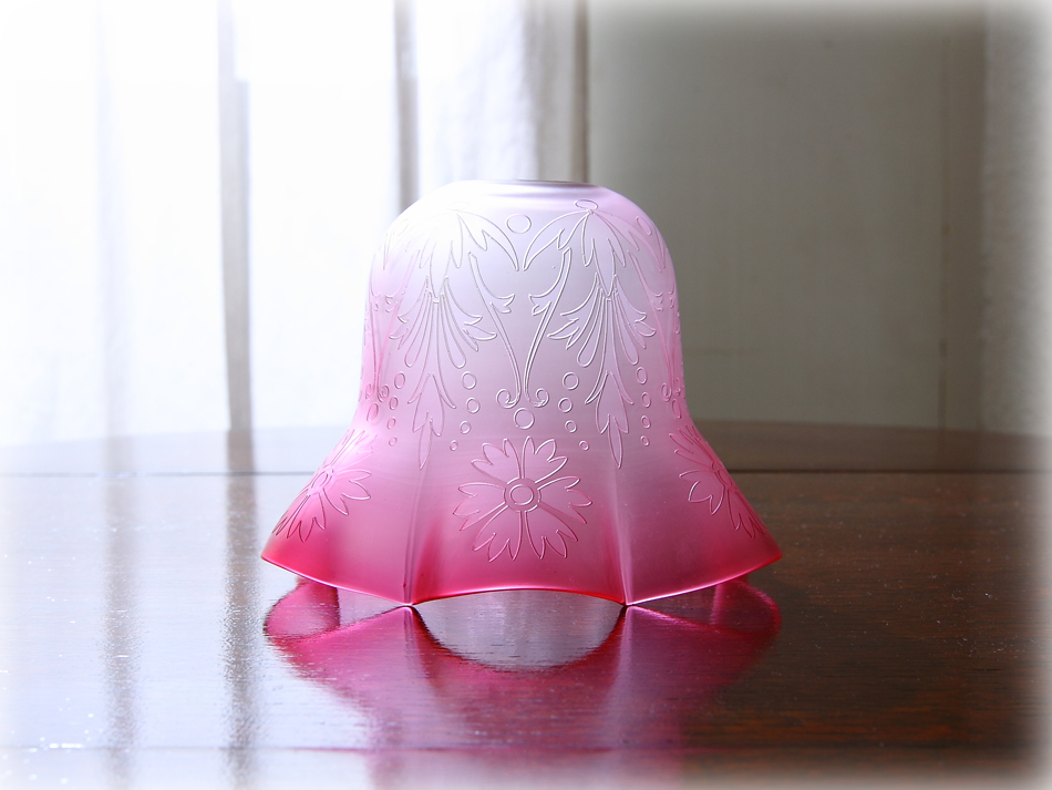 ヴィクトリアン クランベリーガラスランプシェード｜アンティーク家具