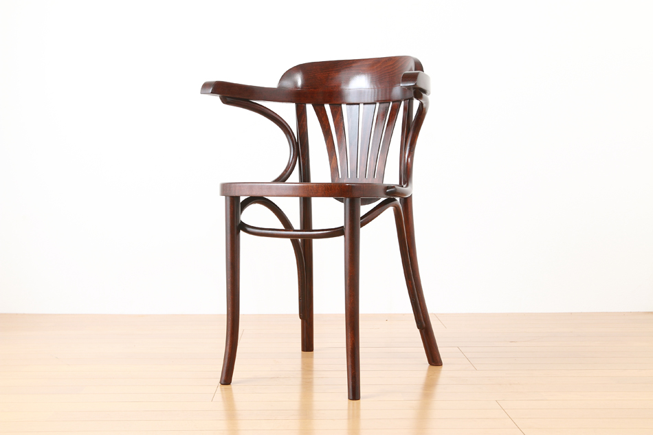 ファーメグFAMEG ベントウッドアームチェア No6023 / アンティーク