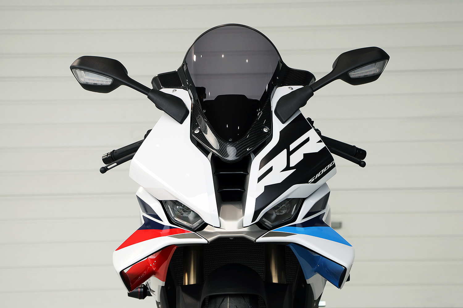 カーボンハイスクリーン(S1000RR '19～)スモーク | AELLA オンライン