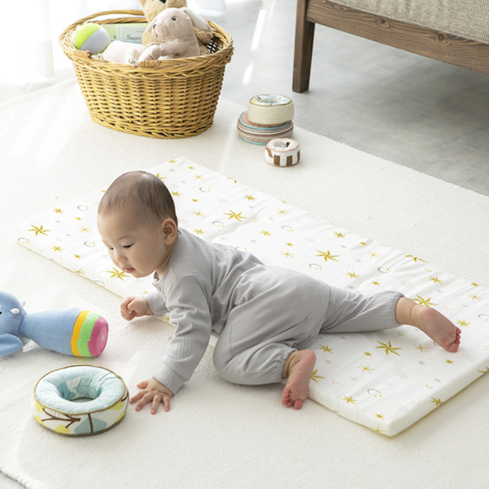 持ち運べる！体圧分散洗えるごろ寝マットの商品詳細|ベネッセ公式通販