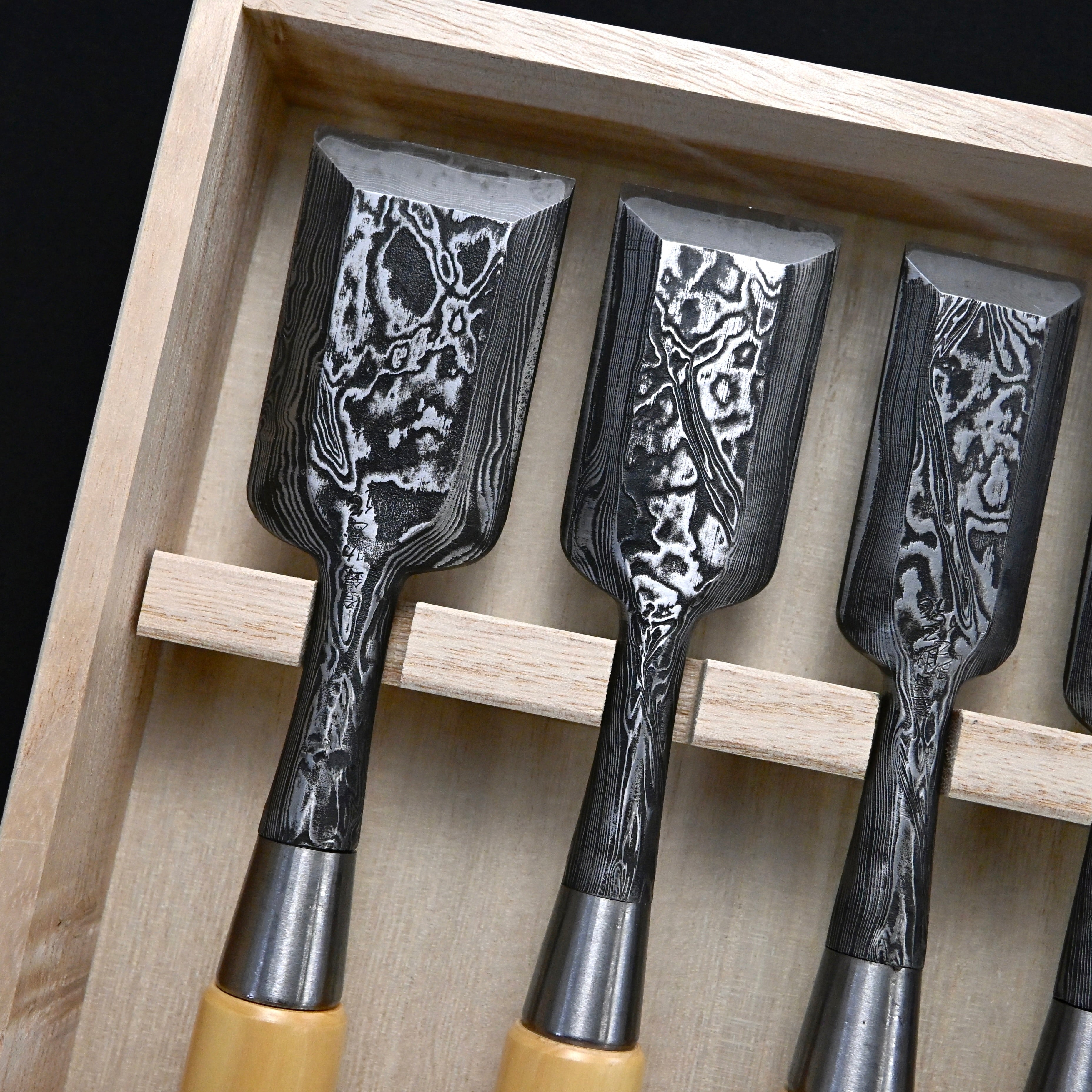 Sukemasa Suminagashi Bench chisels set with Box wood Handles 助正