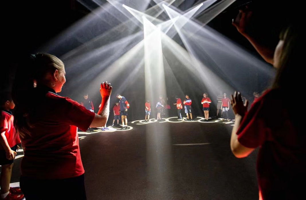 IMRELAX 200W LED ビーム スポット ウォッシュ ズーム 4 in 1