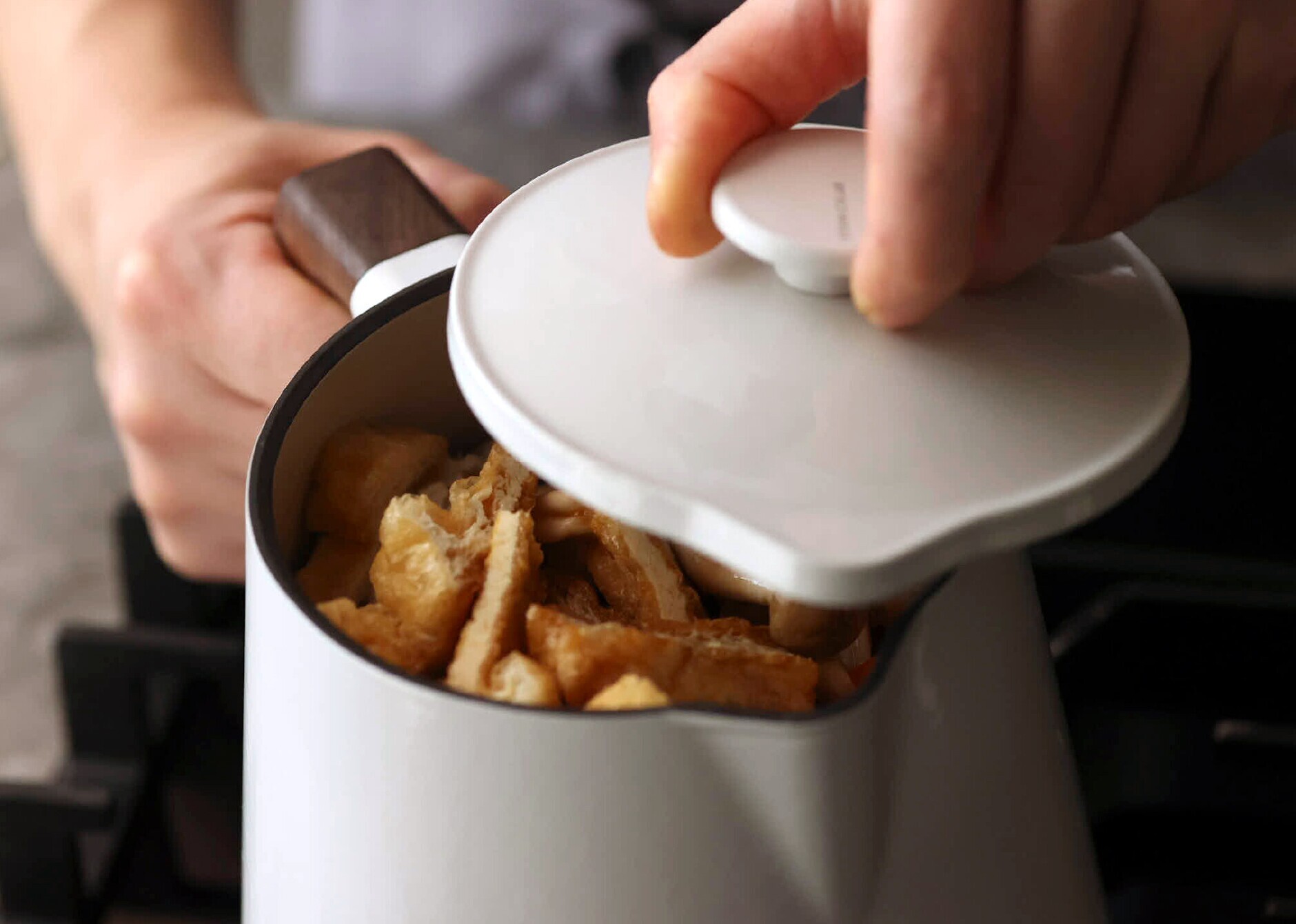 バーミキュラ スープポット[マットブラック］ | バーミキュラ公式