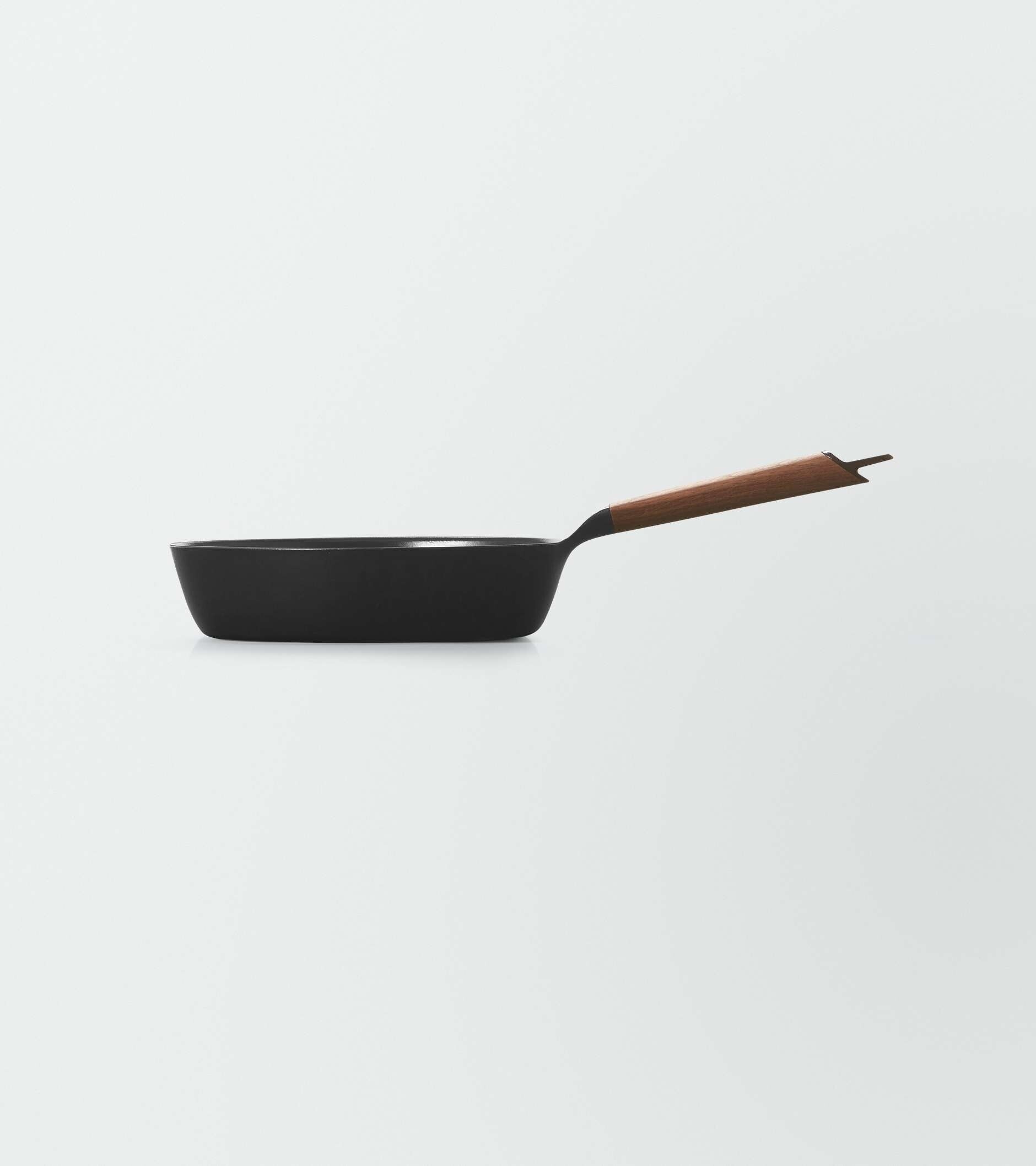 フライパン 24cm DEEP[ウォールナット］ | バーミキュラ公式オンライン