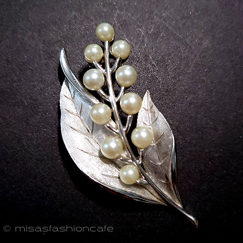 楽天市場】トリファリ ブローチ Trifari パールのヤドリギ