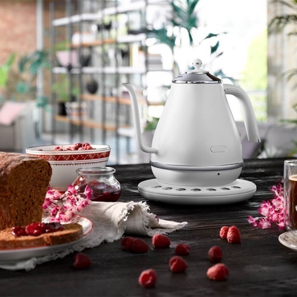 De'Longhi(デロンギ)アイコナ 温度設定機能付き電気カフェケトル